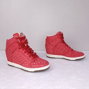 NIKE Dunk Sky Hi Print Hyper Red Hidden Wedge Sneakers US 7